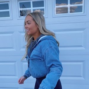 Ashley-Vintage Cropped Fur Lined Denim Jacket